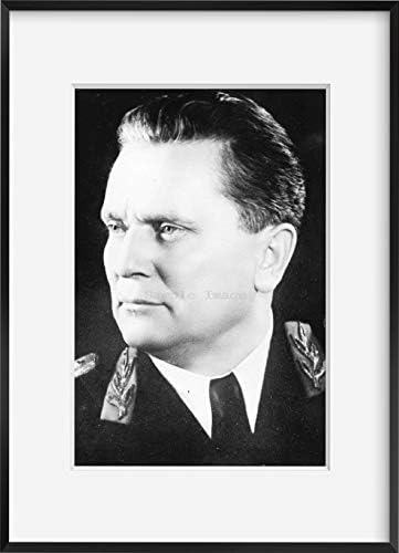 Beskonačne fotografije Foto: Josip Broz Tito | predsednik Jugoslavije / 1948 / istorijska reprodukcija fotografija