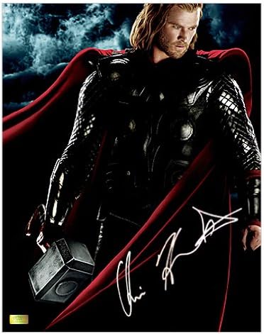 Chris Hemsworth potpisao je fotografiju sina Asgarda 11x14