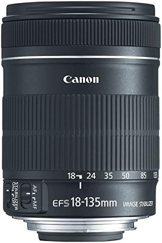 Canon EF-S 18-135mm F / 3.5-5.6 je standardni zoom objektiv za Canon digitalne SLR kamere