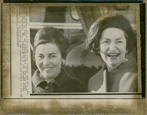 Vintage fotografija Bird Johnson i gospođe Levi Eshkol