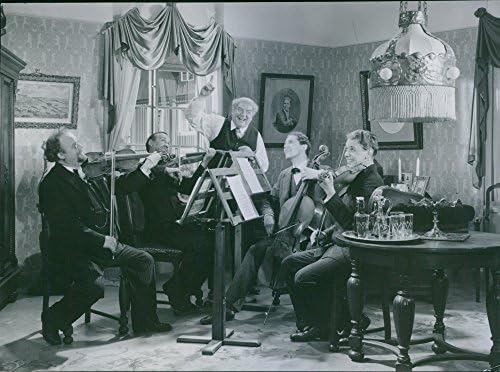 Vintage photo of Gideon Wahlberg, G246;sta Gustafson, Carl Lind Barck, Helge Hagerman i Ake Engfeldt u filmu Kvartetten kao spr228; ngdes , 1936.