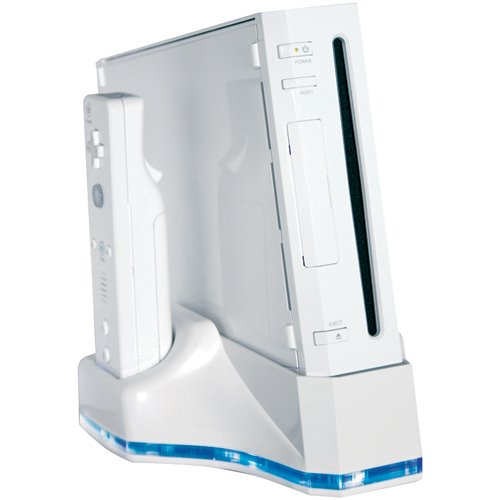 Dreamgear DGWII-1027 4 u 1 rashladnom štandu sa ispravljačem za Nintendo Wii