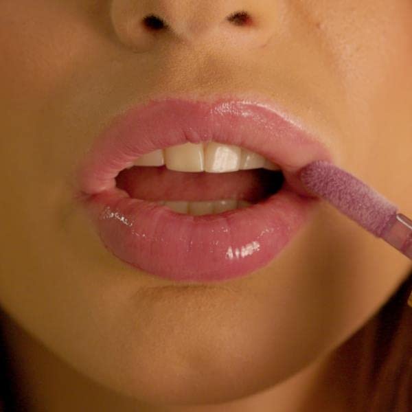 FARMASi Tinted Lip Plumper, Plumping Lip Gloss, promovisanje prirodne cirkulacije za punije usne